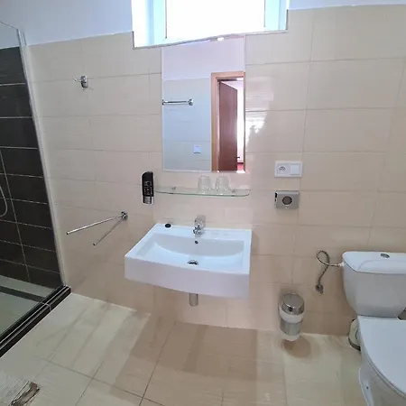 בית הארחה Grosek